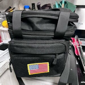 Expanding insulated lunchbox